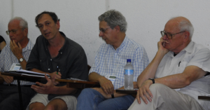 vr.: Francois Houtart, Frei Bett, Michael Ramminger u. José Comblin auf dem Weltsozialforum 2009 in Brasilien